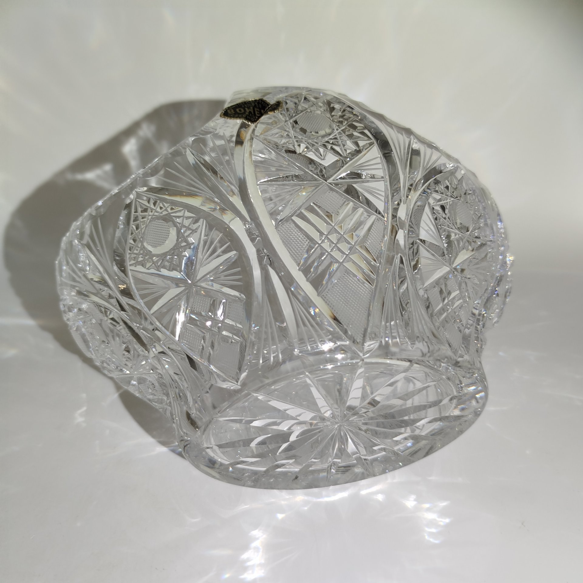 Ваза в форме корзины, хрусталь, алмазная грань, Bohemia Crystal (Bohemia Glass), Чехословакия, 1970-1991 гг.