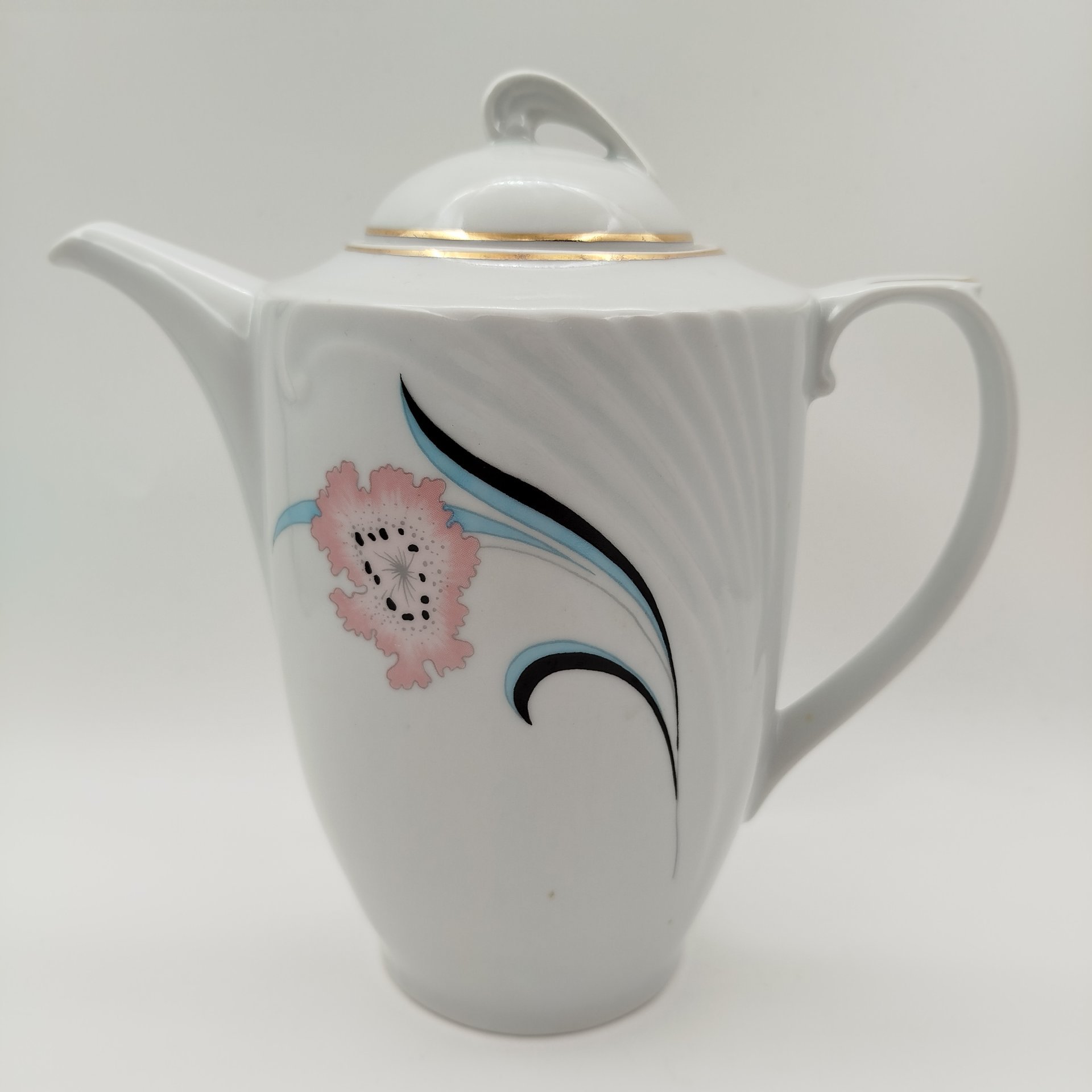 Чайник (кофейник), украшенный цветочным декором, фарфор, деколь, золочение, Cluj-Napoca Porcelain, Румыния, 1970-1990 гг.