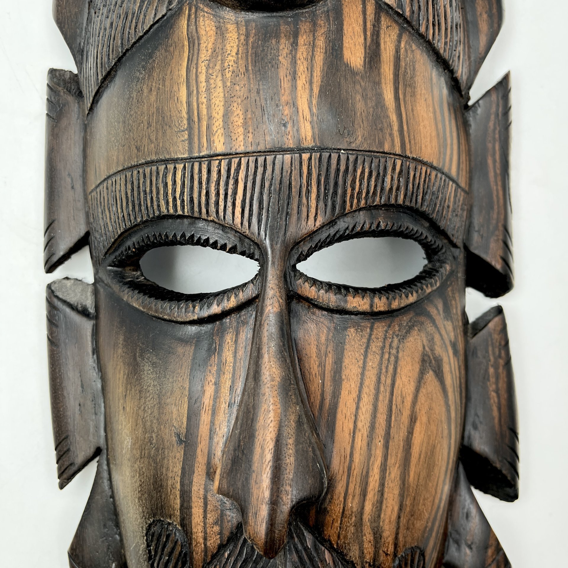 Настенный декор "Антропоморфная маска"