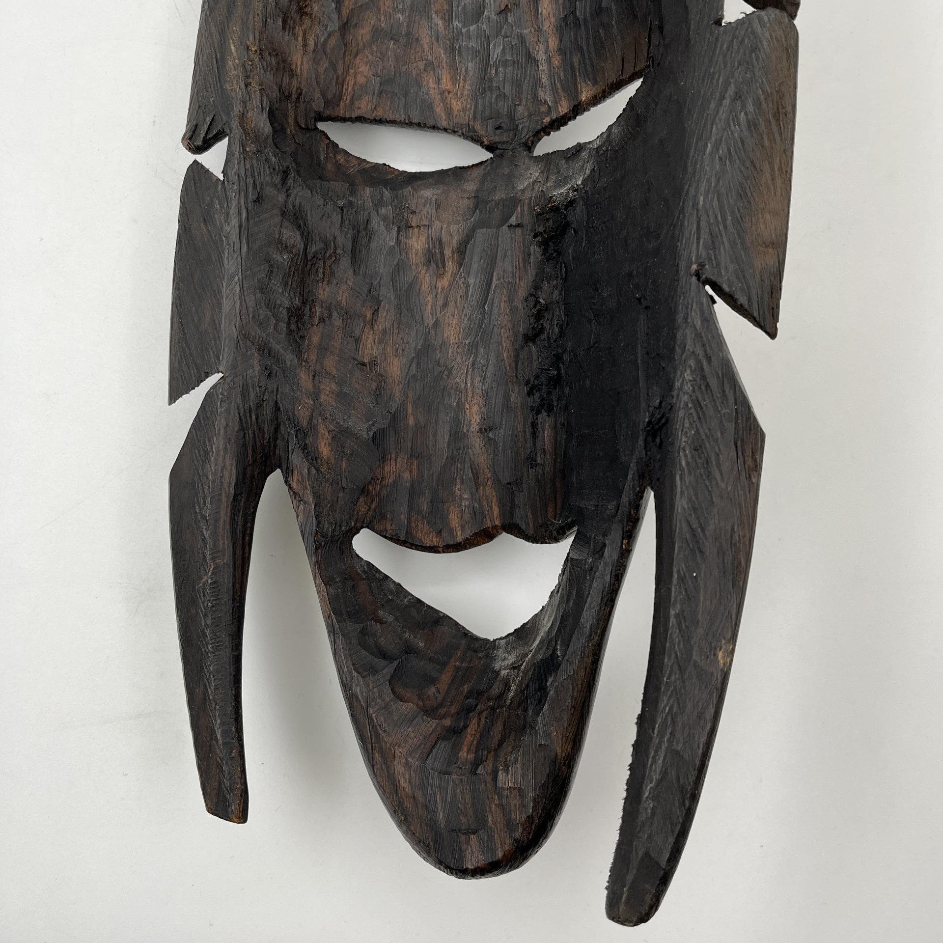 Настенный декор "Антропоморфная маска"