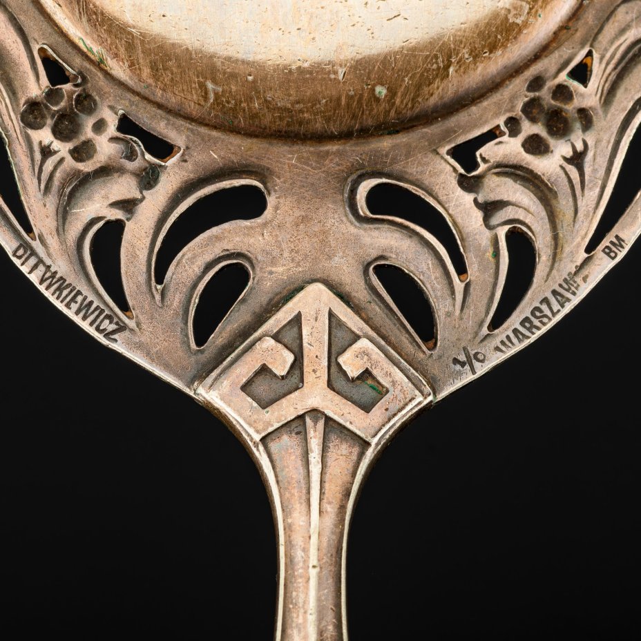 Лопатка для торта с растительным декором в стиле модерн, металл, серебрение, Plewkiewicz & Co. (Фабрика Романа Плевкевича), Царство Польское, 1890-1915 гг.