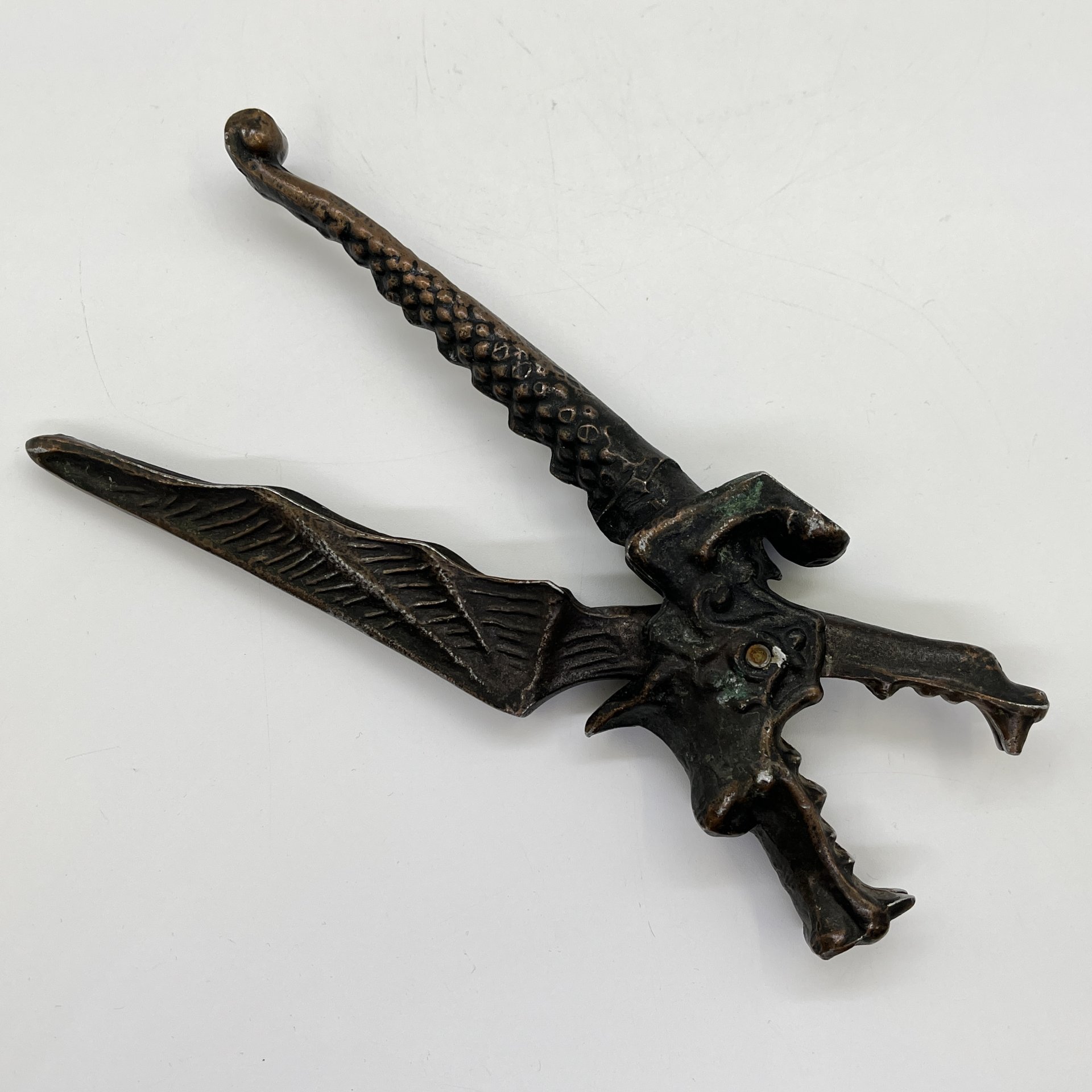 Орехокол "Дракон"