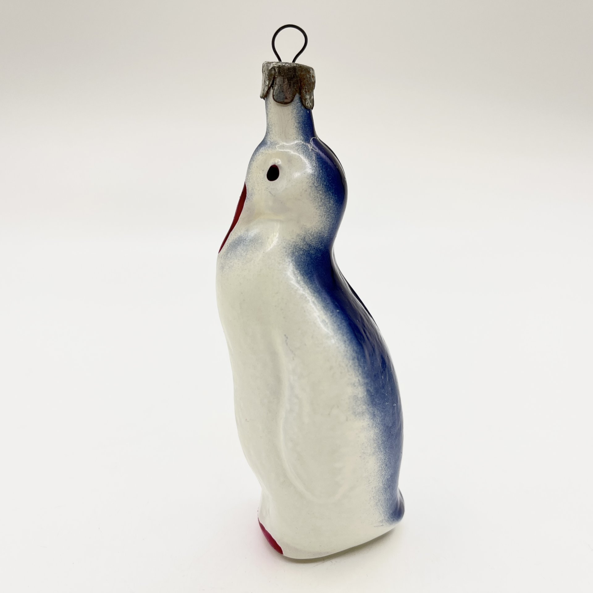 Елочная игрушка "Пингвин", стекло, краска, металл, СССР, 1960-1970 гг.