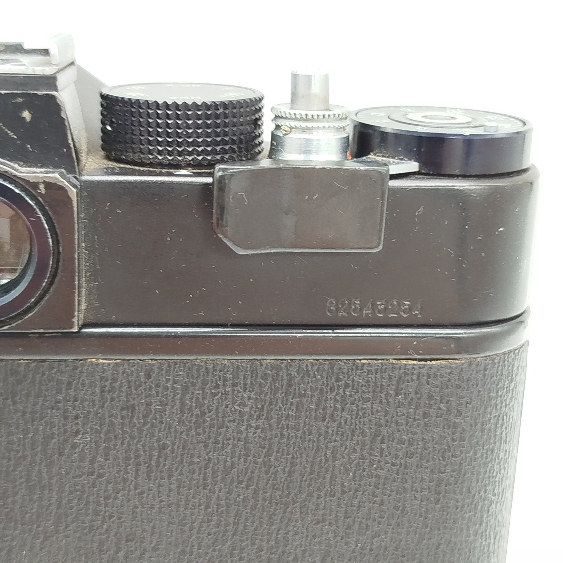 Фотоаппарат "Зенит-ЕТ" c объективом "Гелиос-44-2" в оригинальном кофре, Белорусское оптико-механическое объединение (БелОМО)