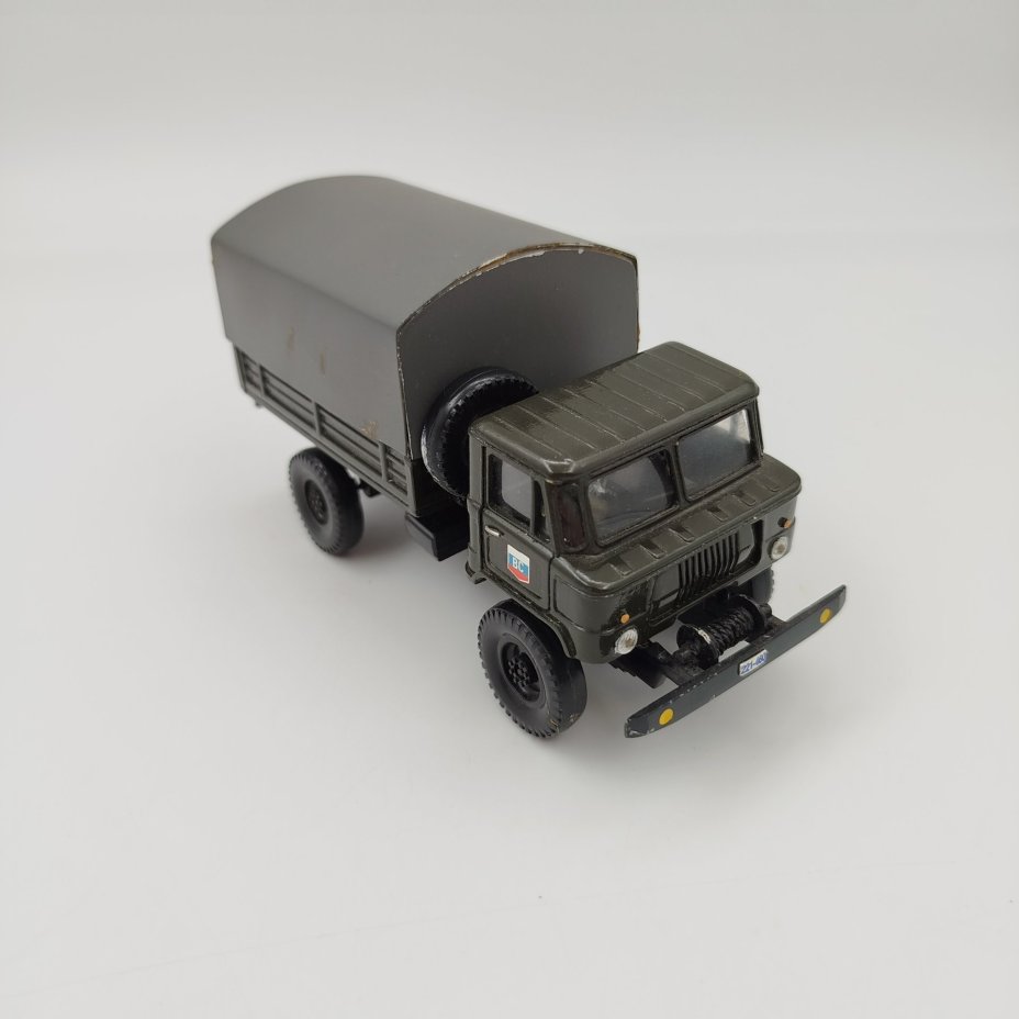 Модель автомобиля "ГАЗ-66"