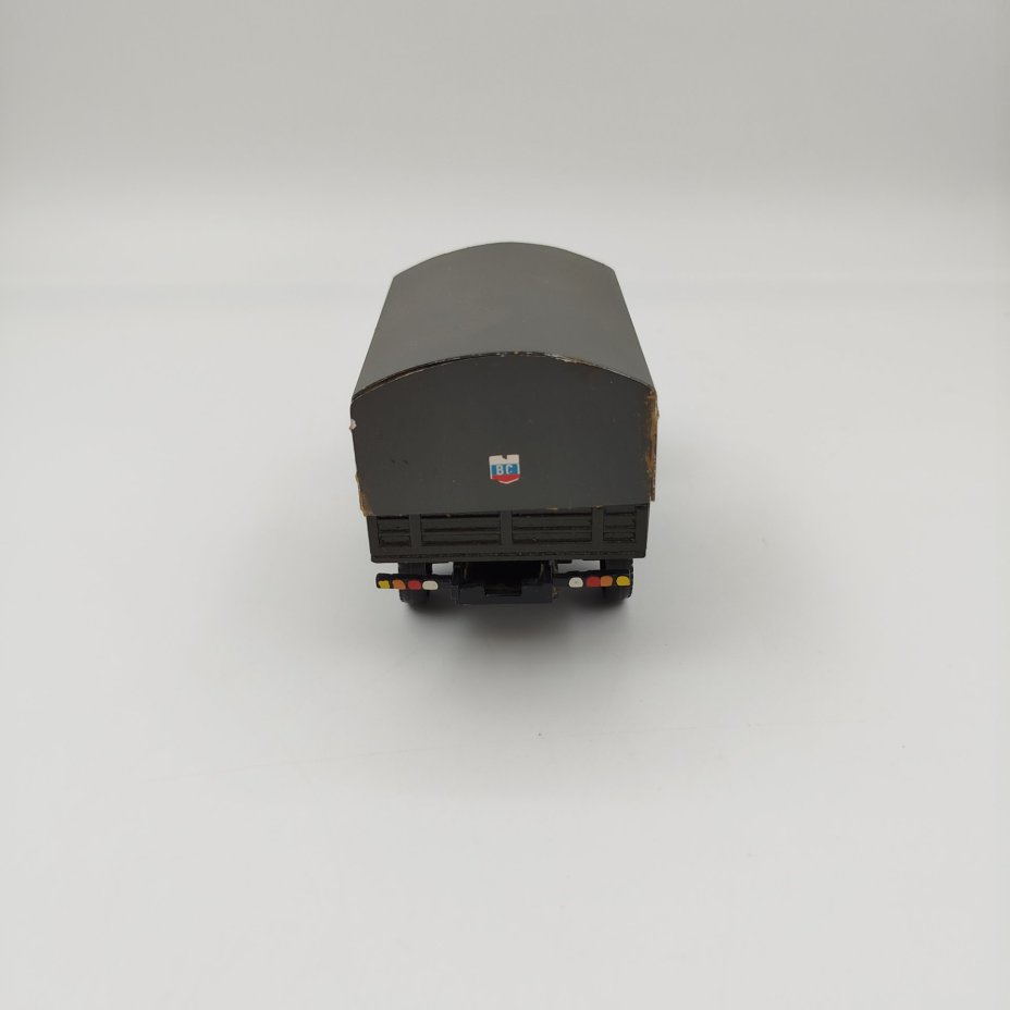 Модель автомобиля "ГАЗ-66"