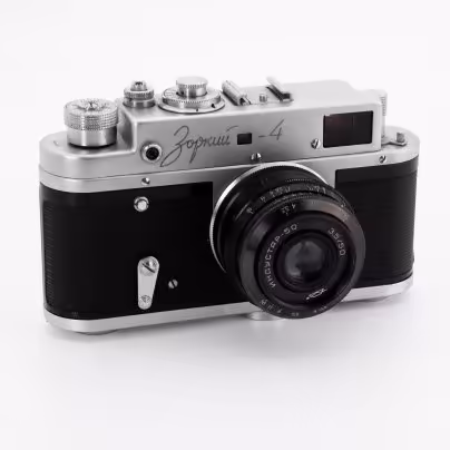 Фотоаппарат "Зоркий - 4" с объективом "Индустар-50" в оригинальном кофре, Красногорский механический завод (КМЗ)