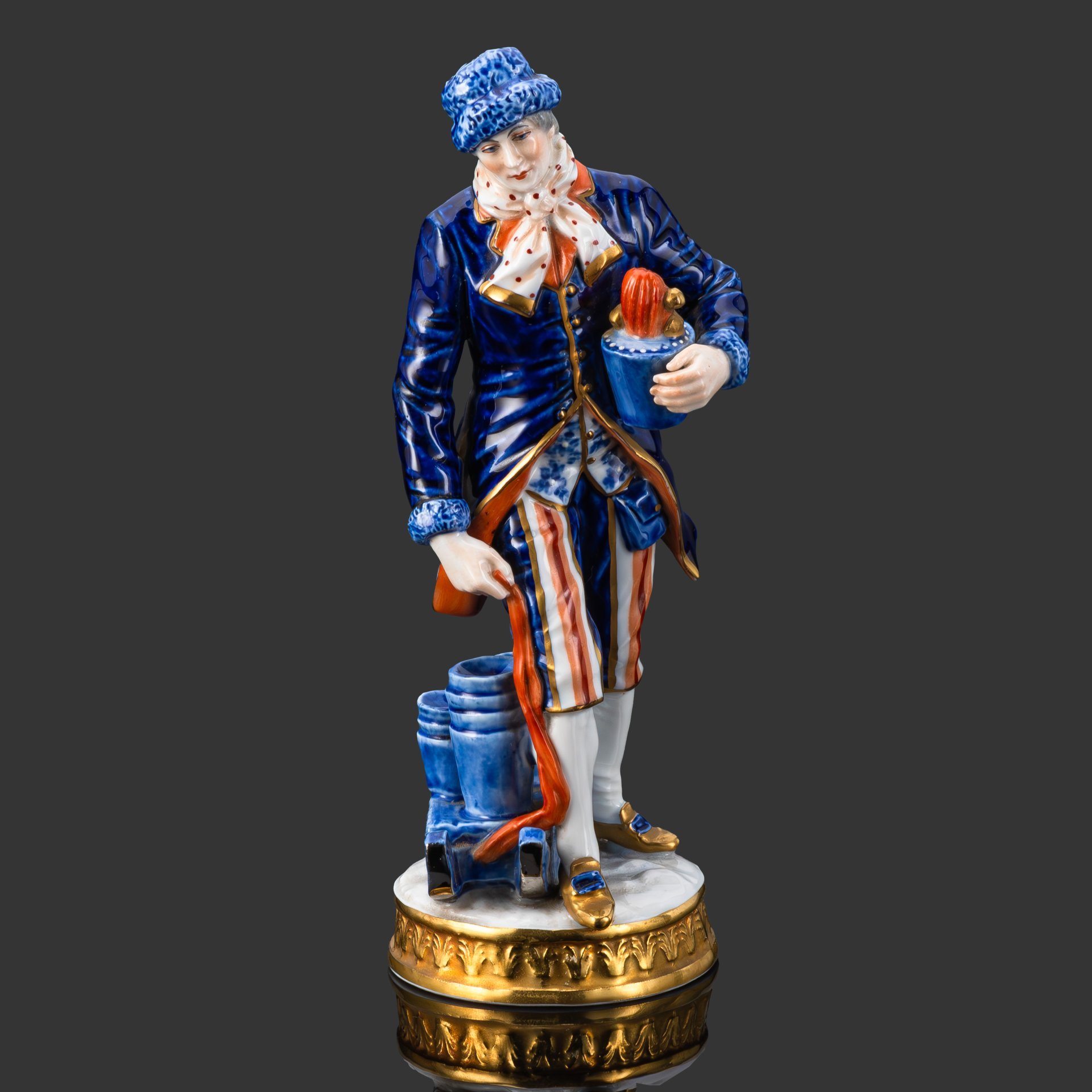 Статуэтка "Водовоз" ("За водой"),  Sandizell Hoffner & Cо, фарфор, роспись, золочение, Германия, 1960-1970 гг.