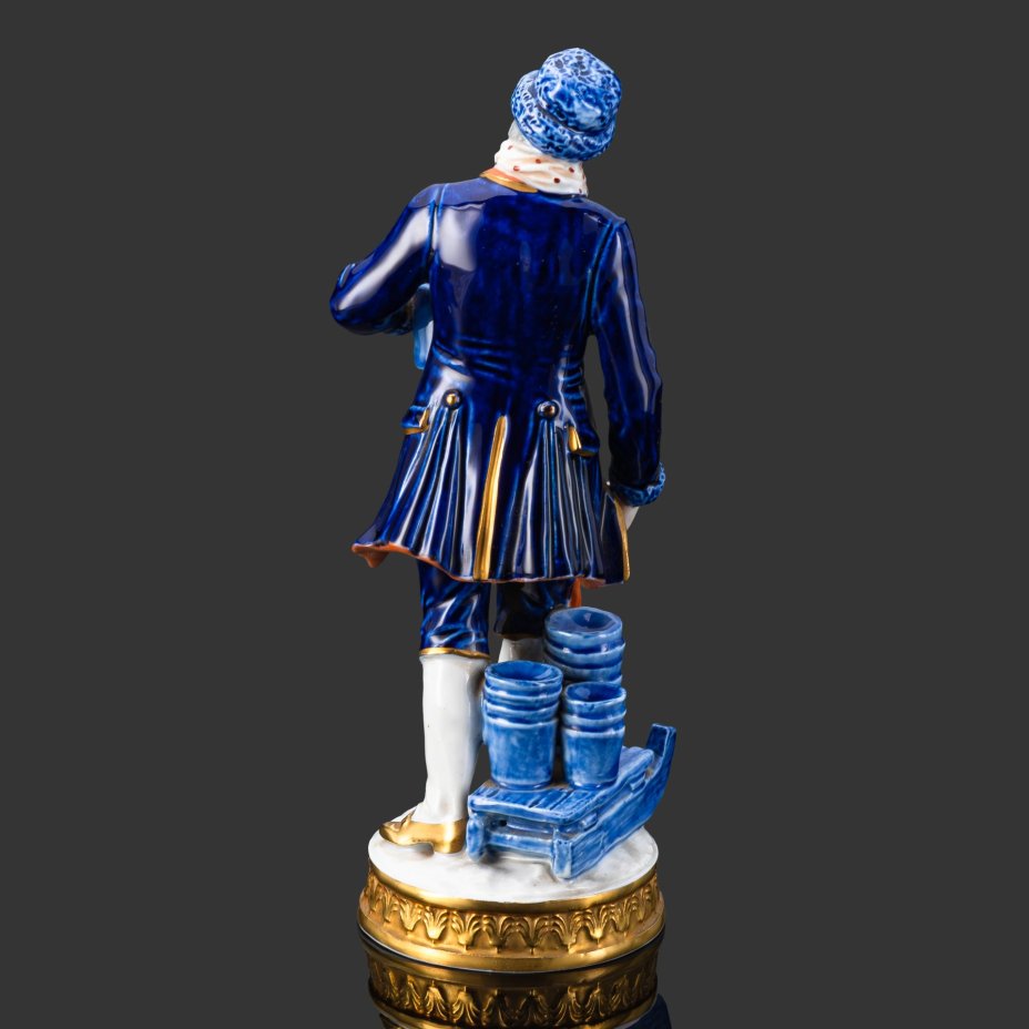 Статуэтка "Водовоз" ("За водой"),  Sandizell Hoffner & Cо