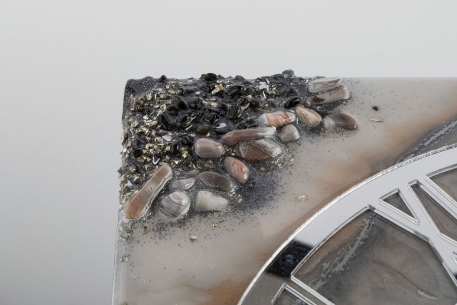 Часы настенные "Не 50 оттенков серого", авторская ручная работа в технике Resin Art