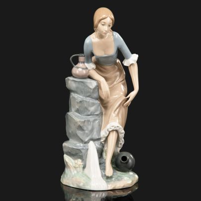 Статуэтка "Девушка с кувшинами для воды", NAO by Lladro, фарфор, Испания, 1982-2010 гг.