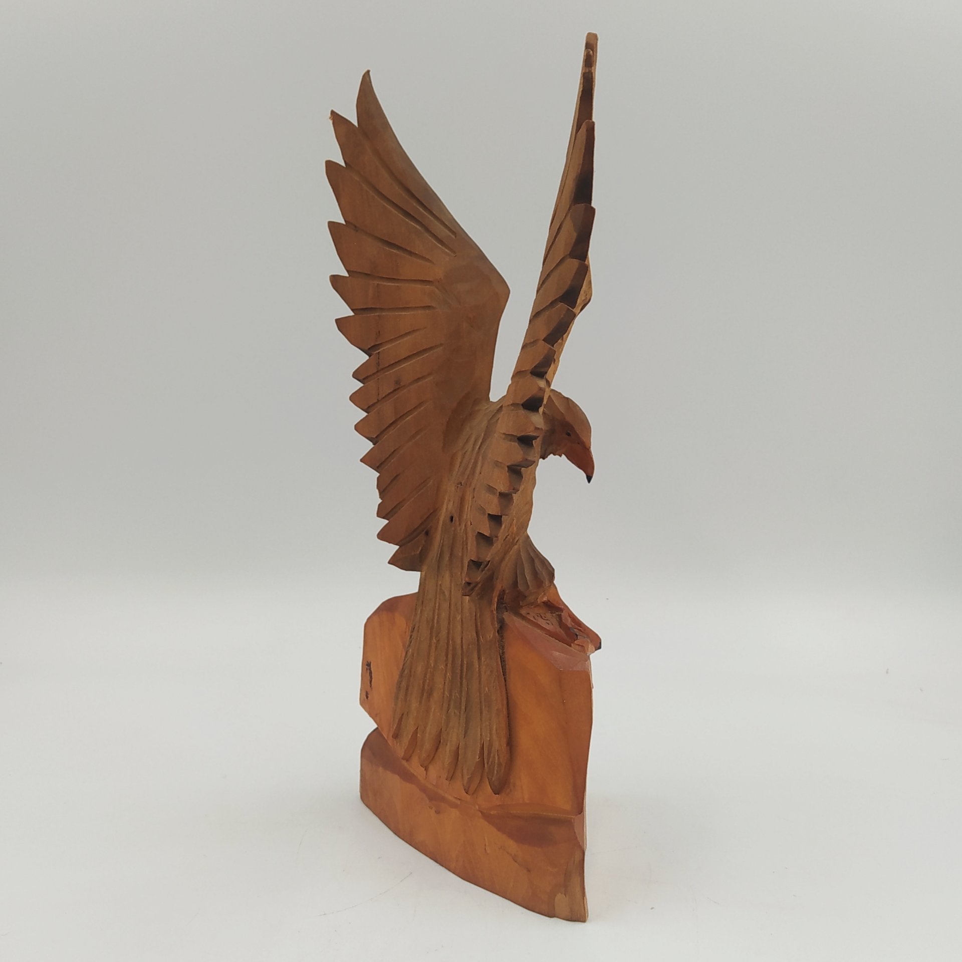 Статуэтка "Орёл", дерево, резьба, СССР, 1960-1990 гг.