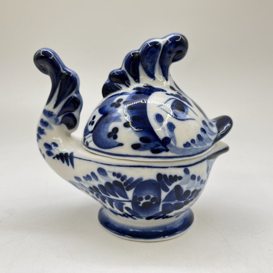 Сахарница (икорница) "Рыба", фарфор, роспись, Объединение «Гжель», СССР, 1991-2010 гг.