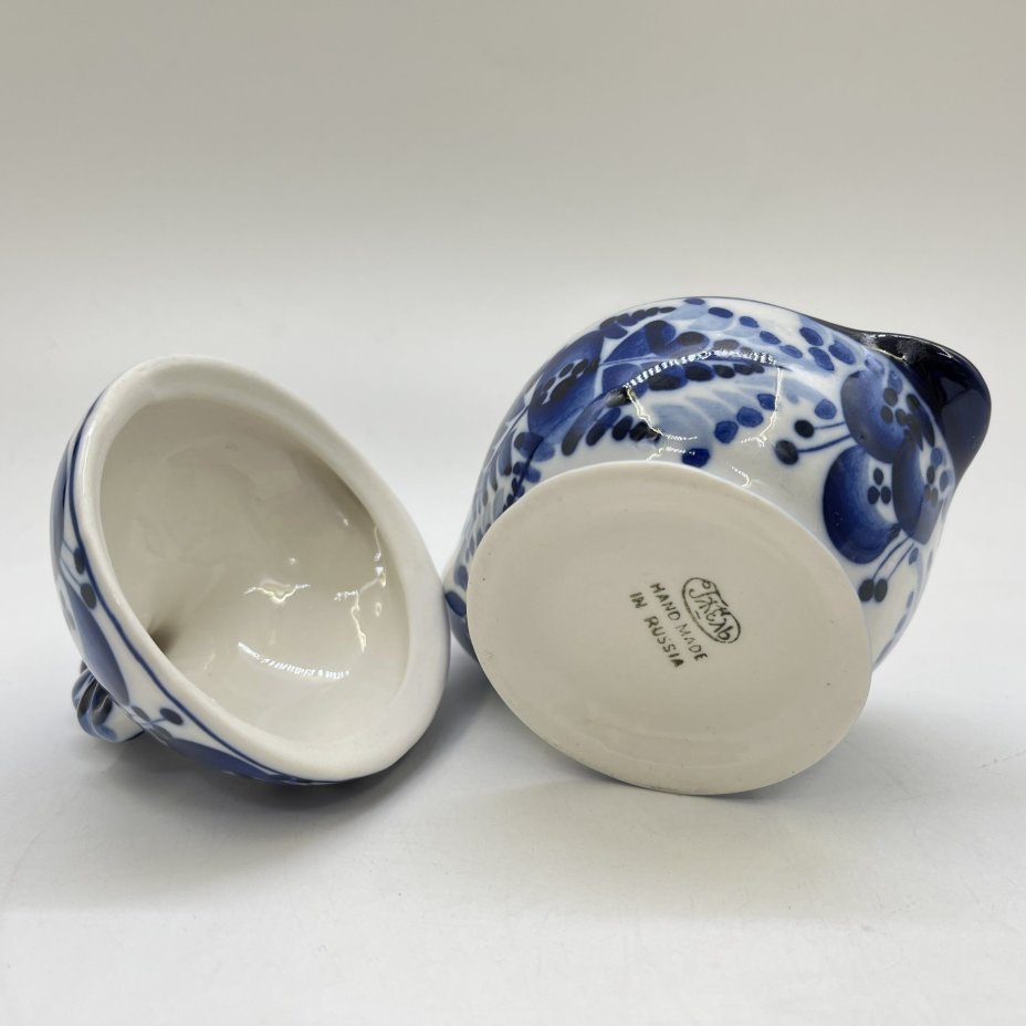 Сахарница (икорница) "Рыба", фарфор, роспись, Объединение «Гжель», СССР, 1991-2010 гг.