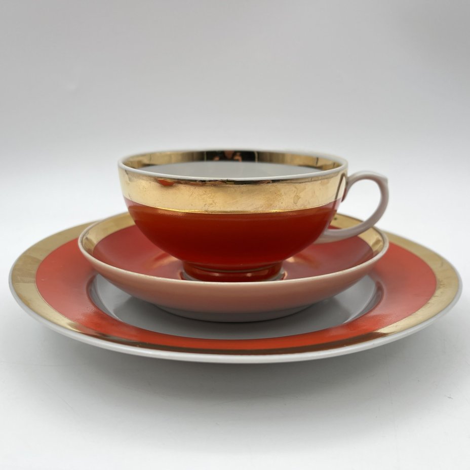 Набор чайных трио ярко оранжевого цвета на 5 персон, форма "Рубин", фарфор, крытье, золочение, Дулевский фарфоровый завод (Дулёво), СССР, 1968-1991 гг.
