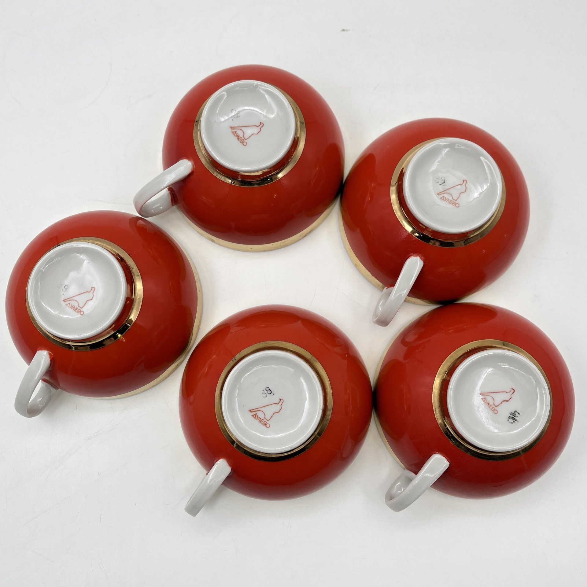 Набор чайных трио ярко оранжевого цвета на 5 персон, форма "Рубин", фарфор, крытье, золочение, Дулевский фарфоровый завод (Дулёво), СССР, 1968-1991 гг.