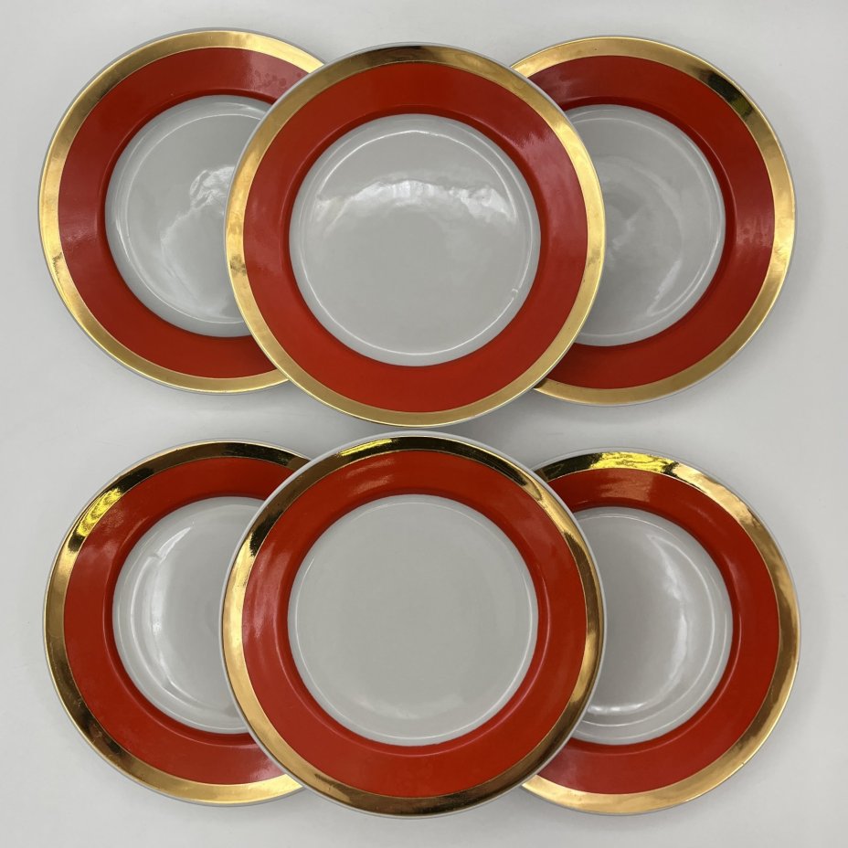 Набор чайных трио ярко оранжевого цвета на 5 персон, форма "Рубин", фарфор, крытье, золочение, Дулевский фарфоровый завод (Дулёво), СССР, 1968-1991 гг.