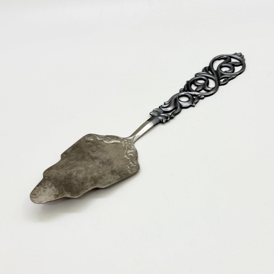 Лопатка для торта с ажурной ручкой, металл, никелирование, СССР, 1970-1990 гг.