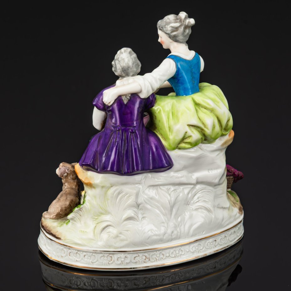 Статуэтка "Галантная сцена" ("Пасторальная сцена")