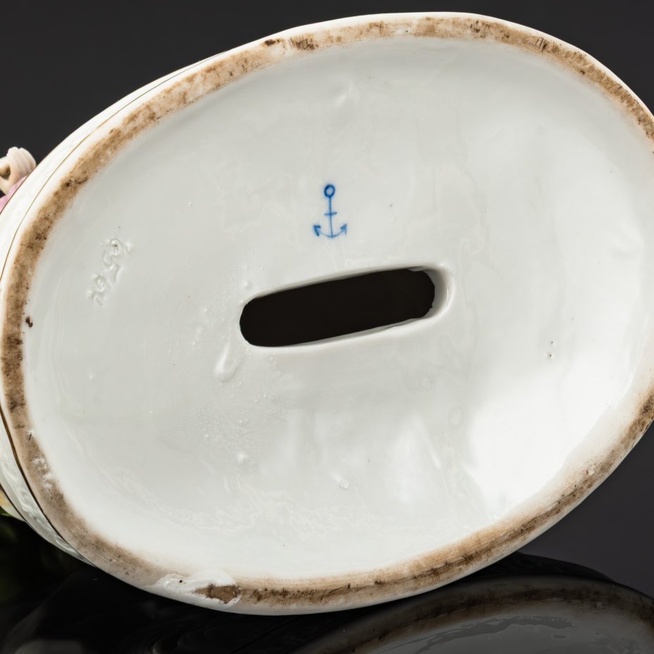 Статуэтка "Галантная сцена" ("Пасторальная сцена")