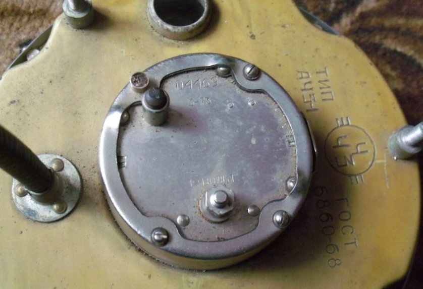 Часы автомобильные, ГАЗ - 12 ЗиМ