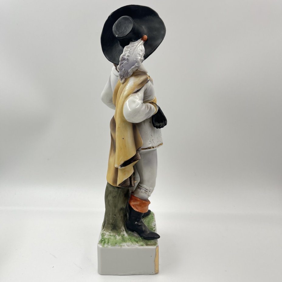 Статуэтка "Портос" (персонаж романа Александра Дюма "Три мушкетёра")