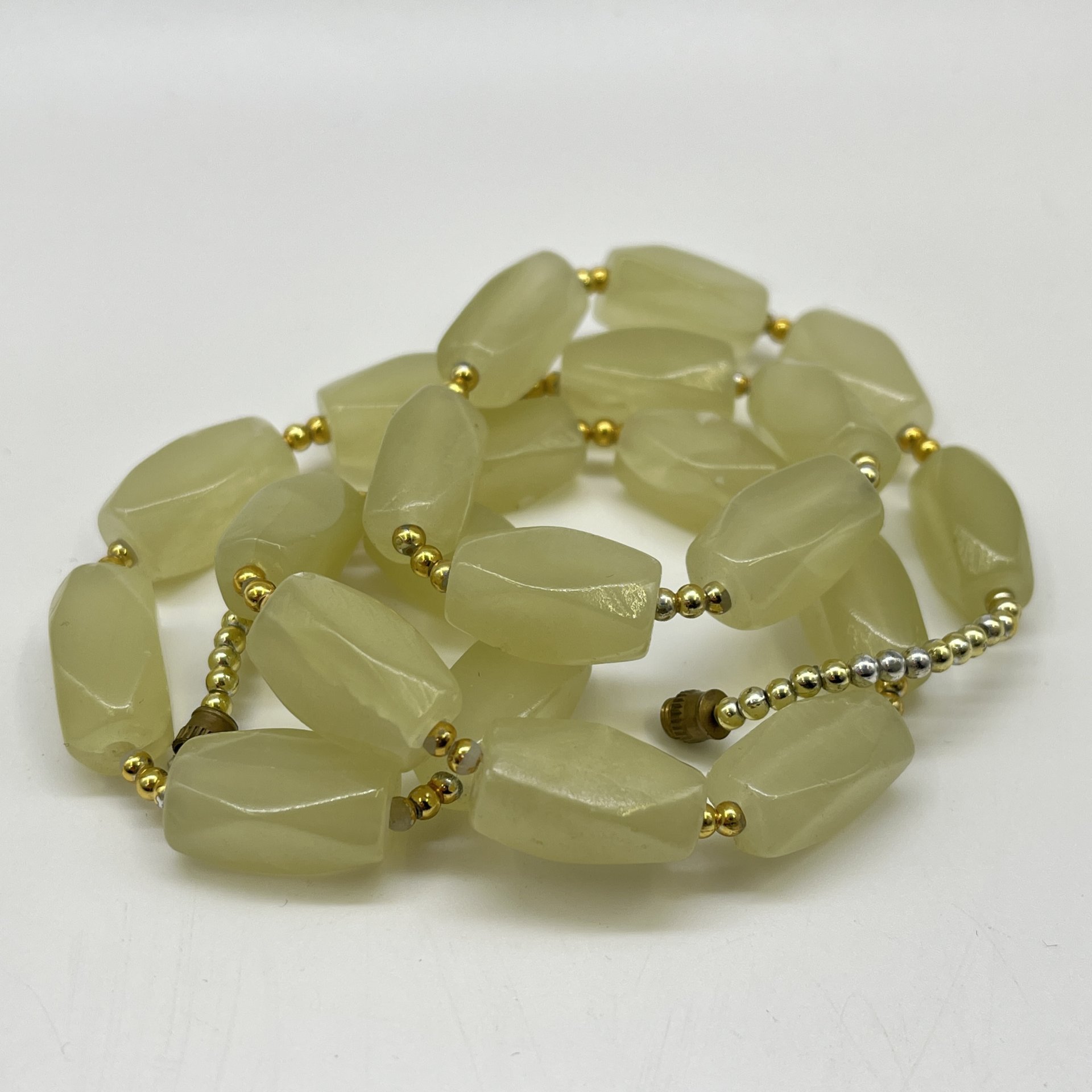 Бусы винтажные