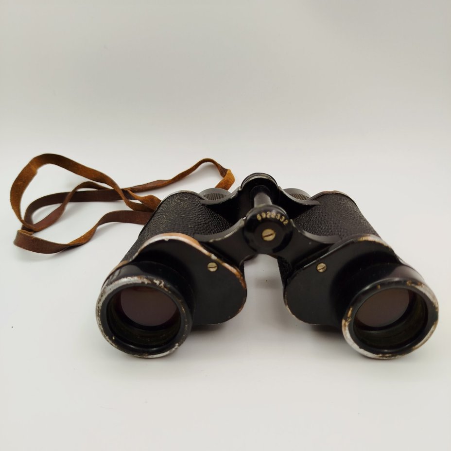 Бинокль призменный полевой (БПП) 8х30 в кофре, металл, стекло, кожп, Казанский оптико-механический завод (КОМЗ), СССР, 1070-1960 гг.