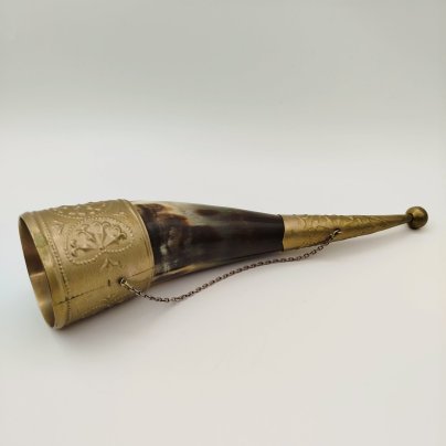 Рог изобилия (кубок для вина), украшенный растительным декором, металл, рог, СССР, 1970-1990 гг.