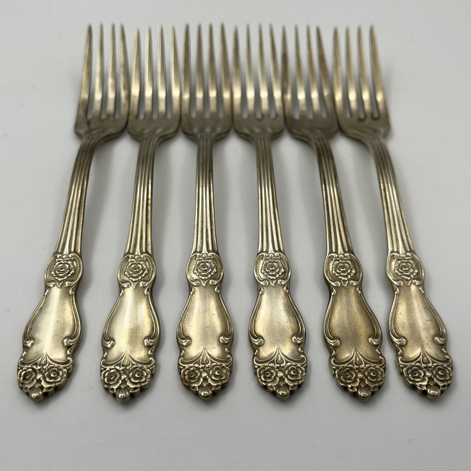 Набор столовых вилок "Серебряная роза" на 6 персон, мНЦ (медь-никель-цинк), серебрение, Кольчугинский завод цветных металлов, СССР, 1962-1990 гг.