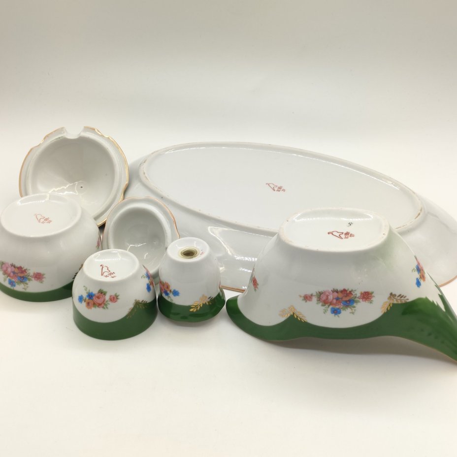 Набор для сервировки стола из сервиза "Воспоминание"  (5 предметов), фарфор, крытье, деколь, золочение, Дулевский фарфоровый завод (Дулёво), Российская Федерация, 1999 г.