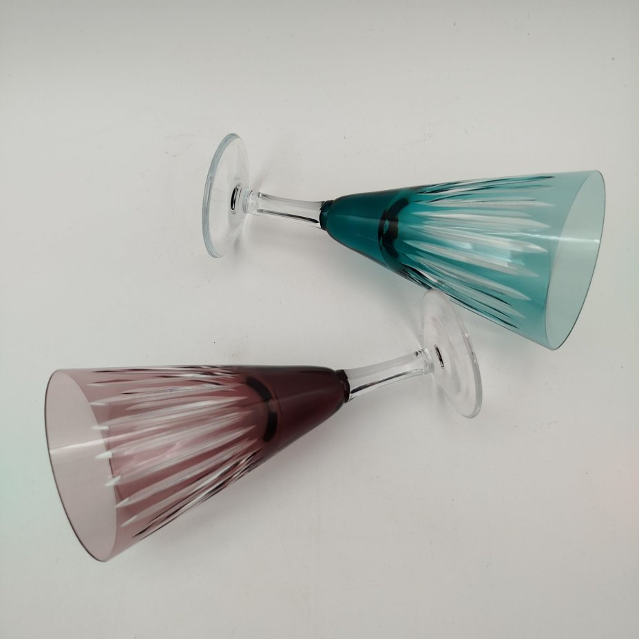 Пара бокалов