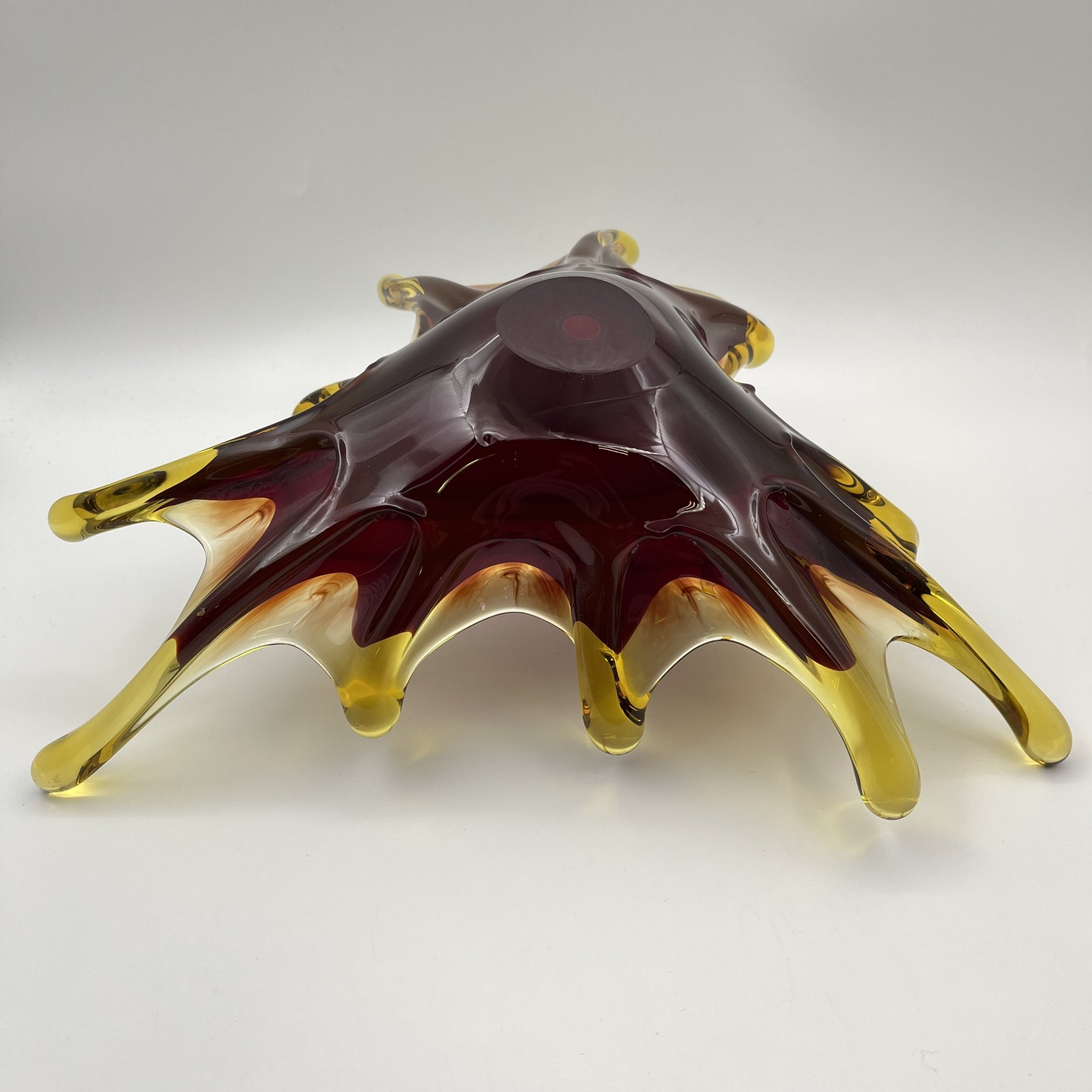 Ваза (фруктовница) "Медуза", цветное стекло, гутная техника, СССР, 1970-1990 гг.