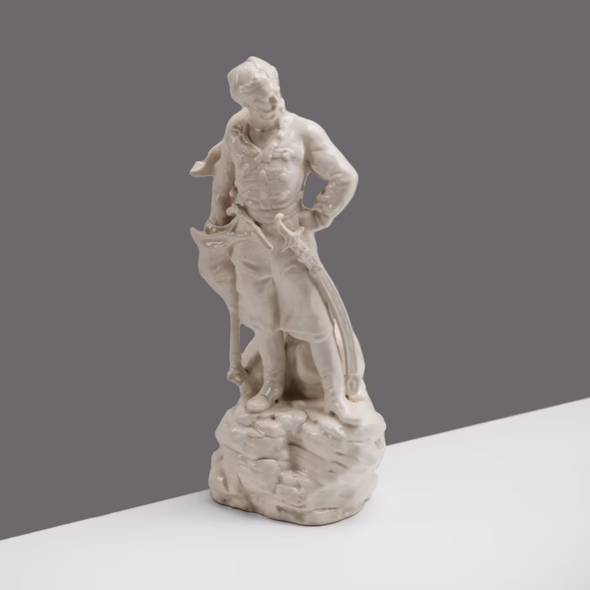 Статуэтка "Стенька Разин", автор модели Б. Савицкий (1924 г.), фарфор, Государственный фарфоровый завод (ГФЗ), РСФСР, 1924-1930 гг., Государственный фарфоровый завод (ГФЗ)