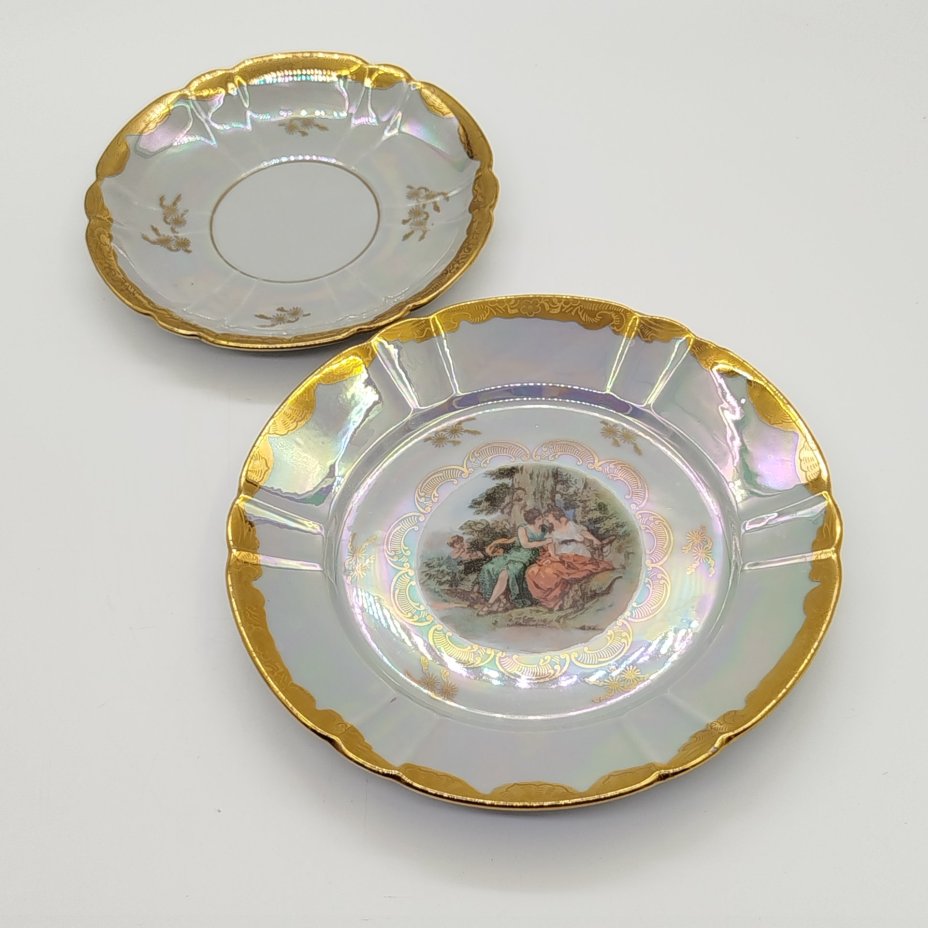 Набор из блюдца и десертной тарелки "Мадонна"