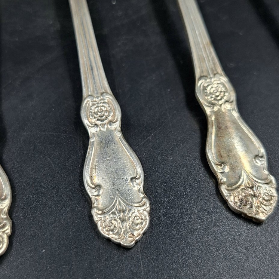 Набор из шести чайных ложек "Серебряная роза", мНЦ (медь-никель-цинк), Кольчугинский завод цветных металлов, СССР, 1970-1990 гг.