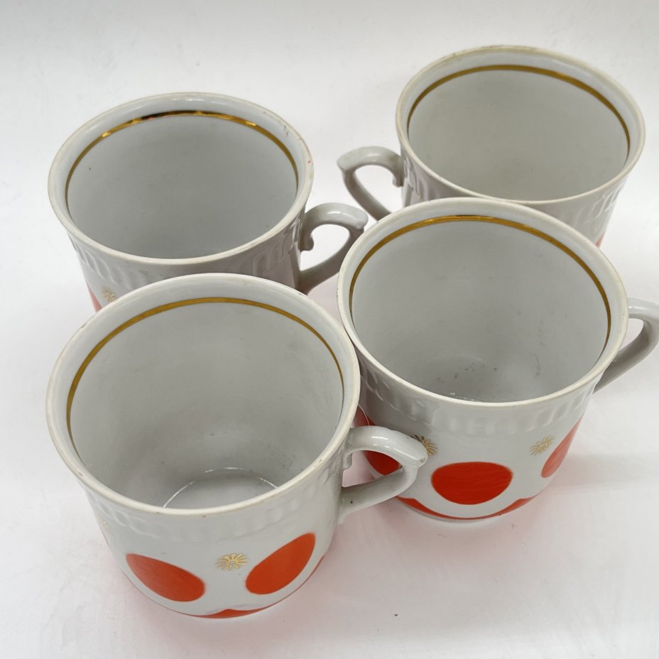 Набор из 4 чашек с декором в оранжевый горох