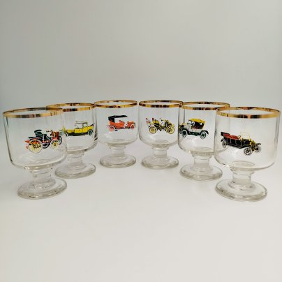 Набор бокалов для крепких напитков с изображением ретро-автомобилей на 6 персон, стекло, деколь, золочение, Bohemia Crystal (Bohemia Glass), Чехословакия, 1970-1990 гг.