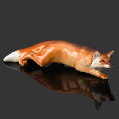 Статуэтка "Лиса крадется", скульптор П.П. Веселов, фарфор, роспись, Ленинградский фарфоровый завод (ЛФЗ), СССР, 1970-1990 гг.