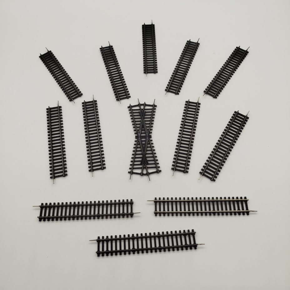 Набор из тринадцати рельс для железной дороги 9 мм., Berliner TT Bahnen