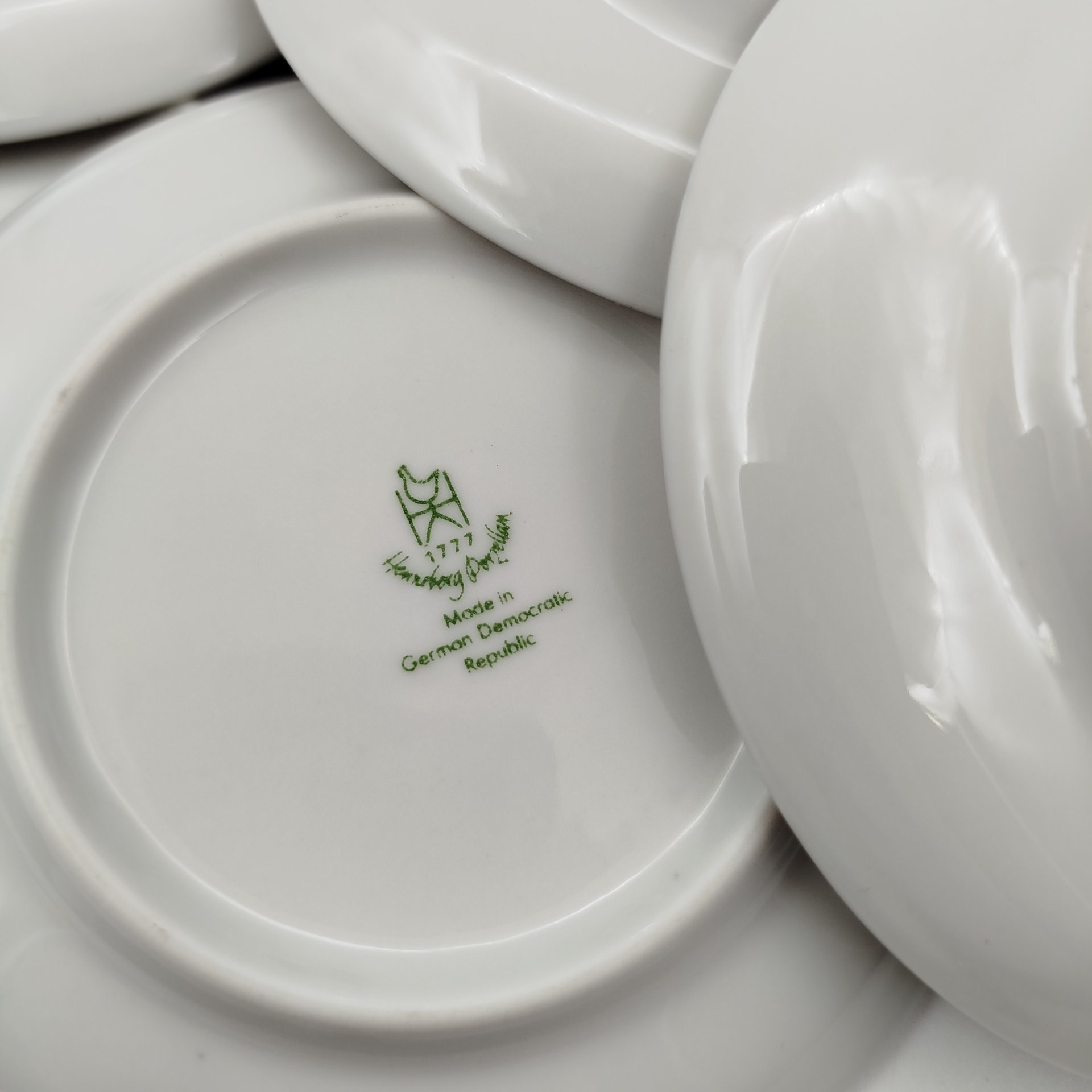 набор из 6-ти розеток с цветочным декором, фарфор, деколь, золочение, Graf Von Henneberg Porzellan, 1777 Jlmenau, ГДР, 1977-1990 гг.