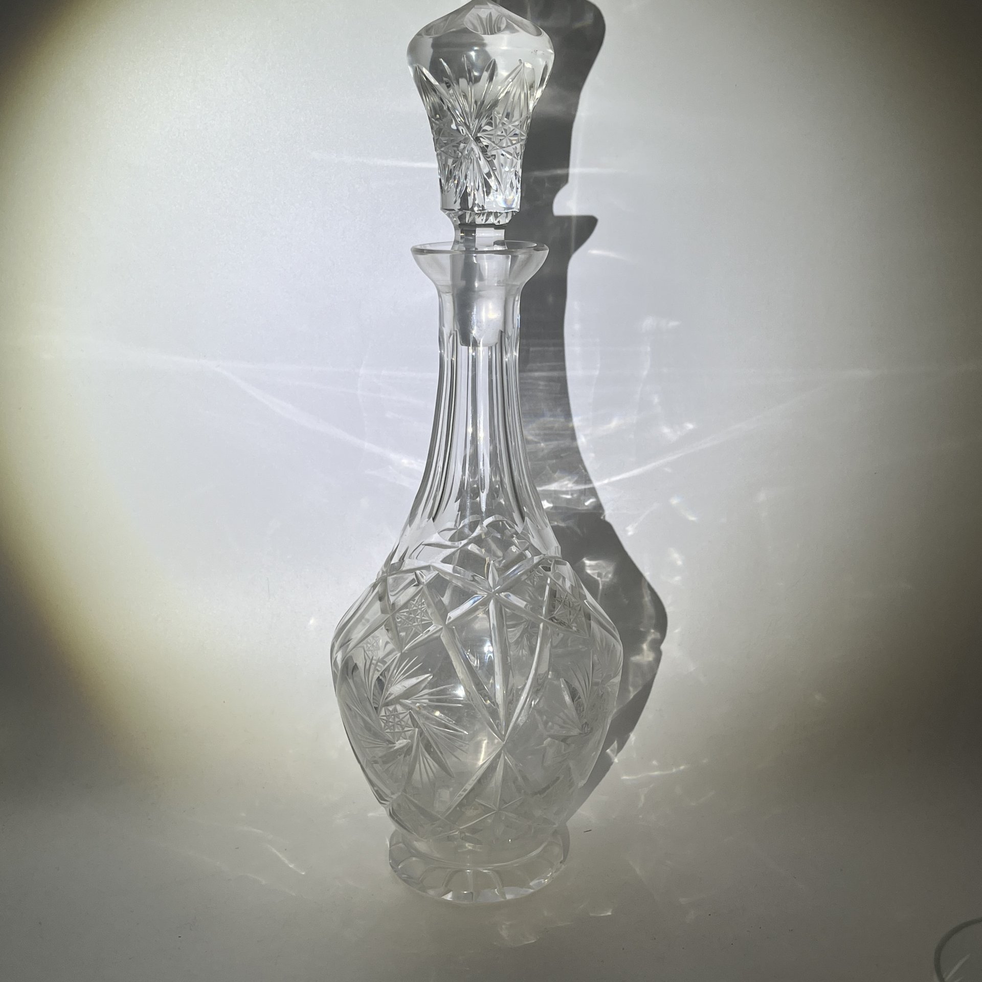 Графин с резным геометрическим декором, хрусталь, алмазная грань, СССР, 1970-1990 гг.