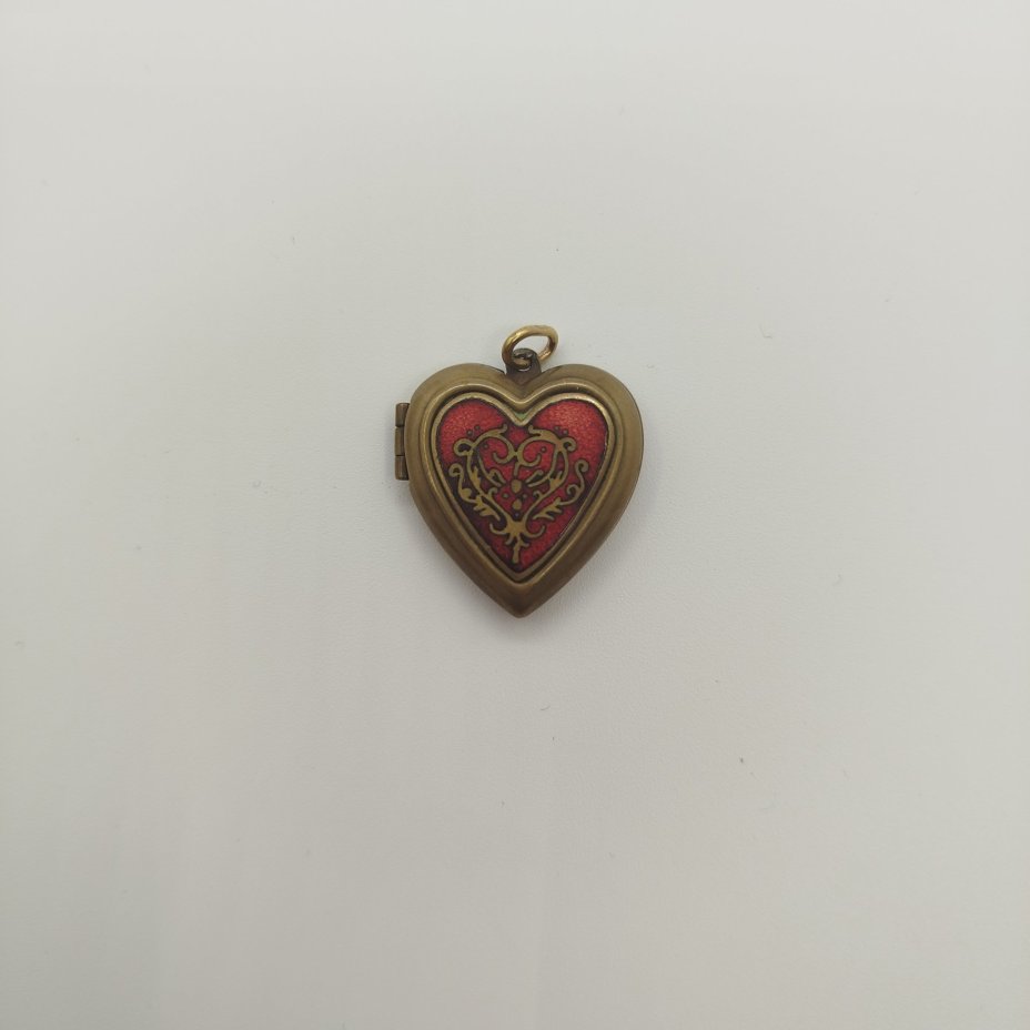 Кулон-локет в виде сердца