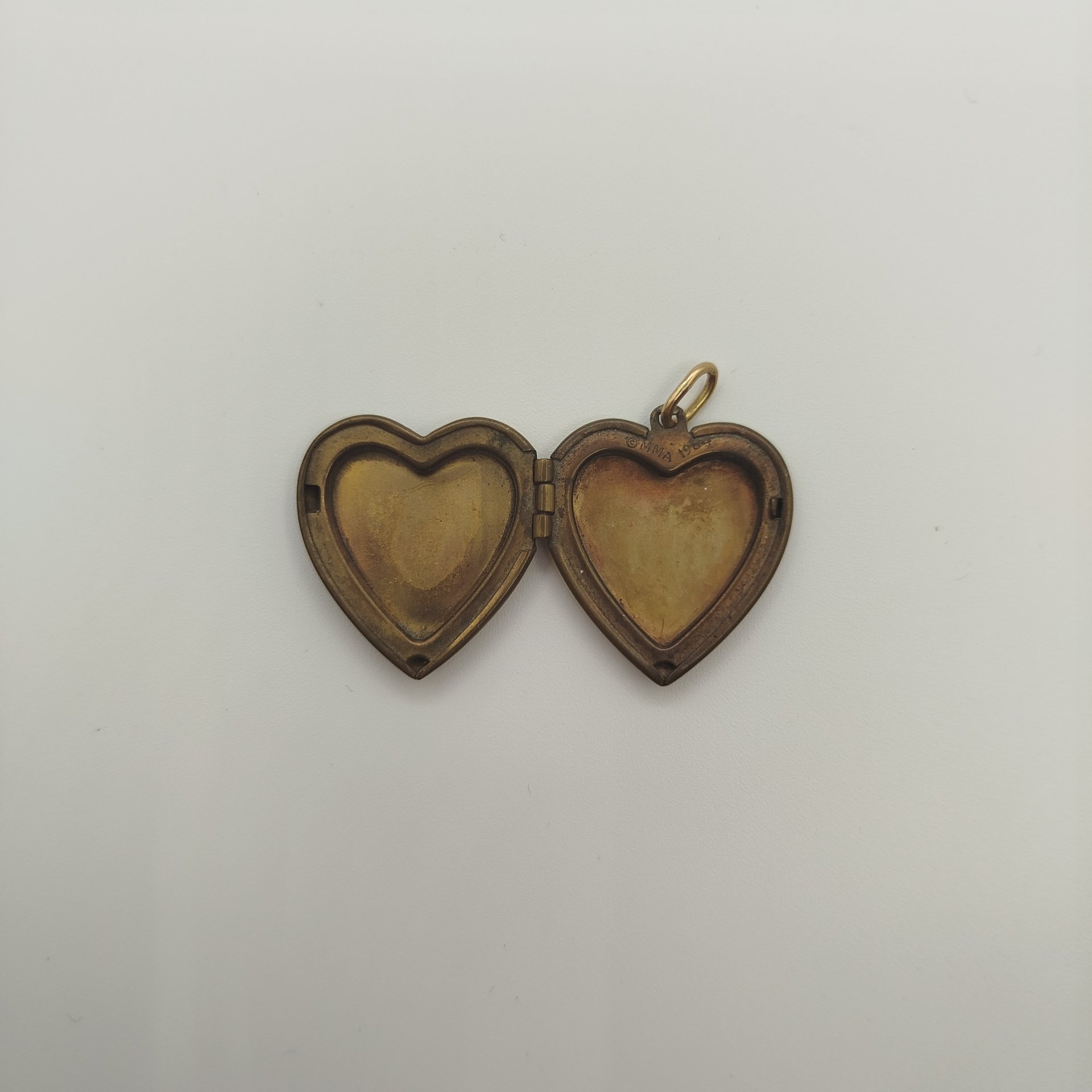 Кулон-локет в виде сердца