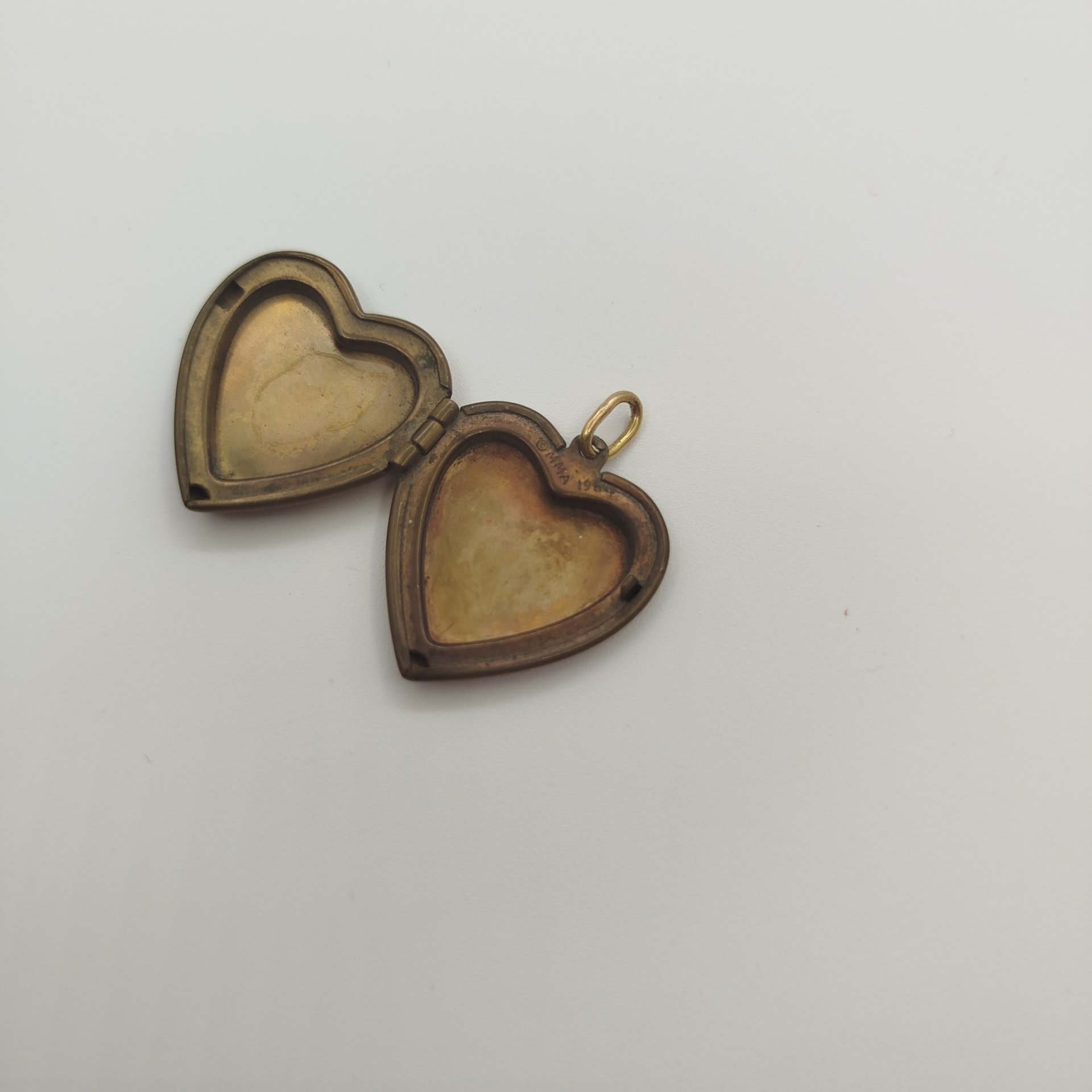 Кулон-локет в виде сердца