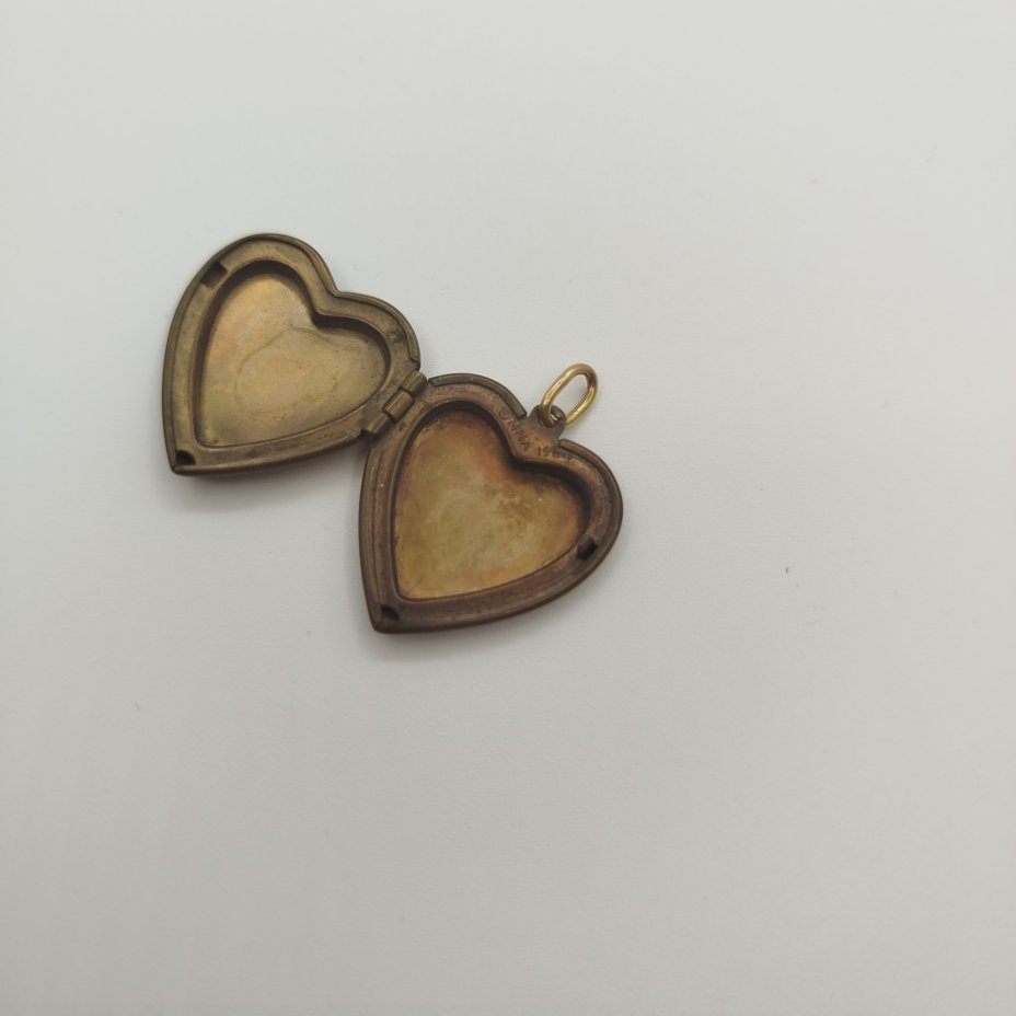 Кулон-локет в виде сердца