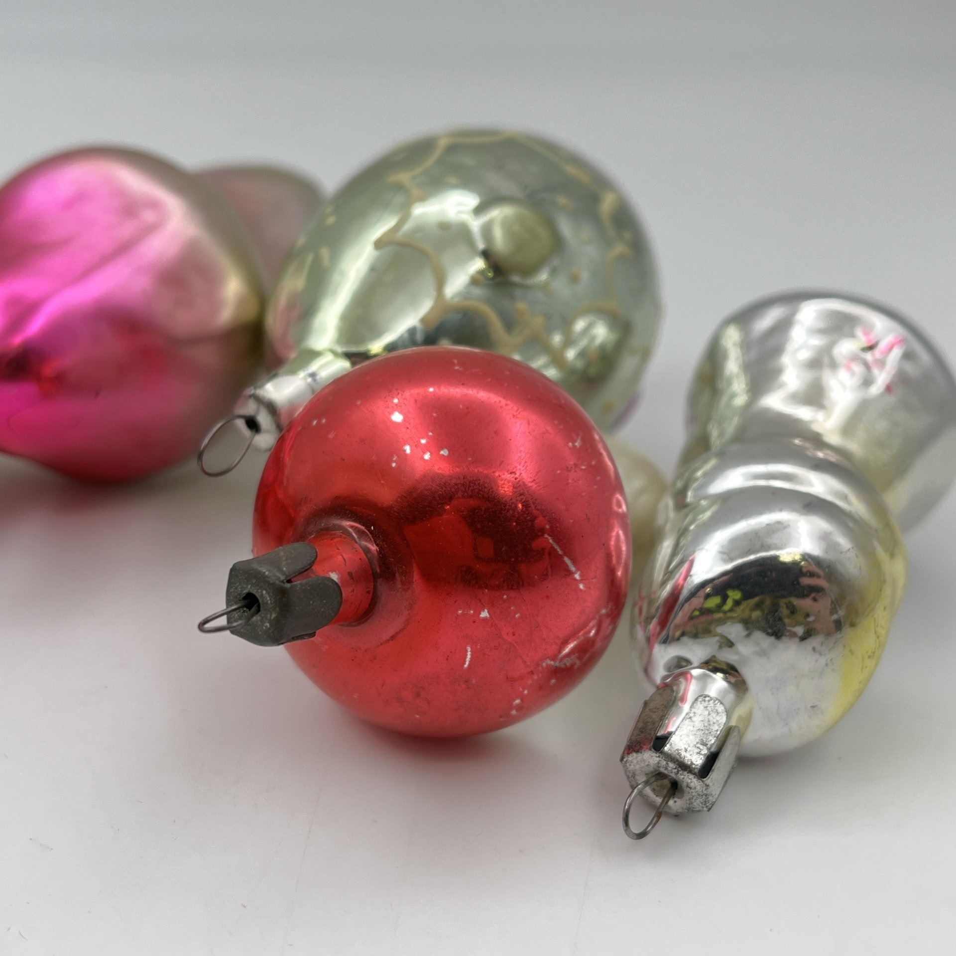 Набор из 8-ми ёлочных игрушек разной формы и размера, стекло, роспись, металл, СССР, 1950-1980 гг.