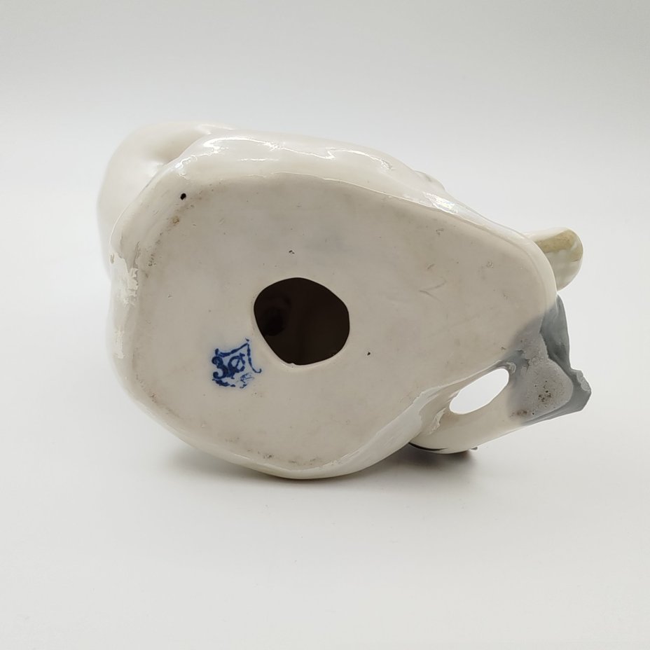 Статуэтка "Емеля со щукой" ("По щучьему велению"), скульптор В. Петушков