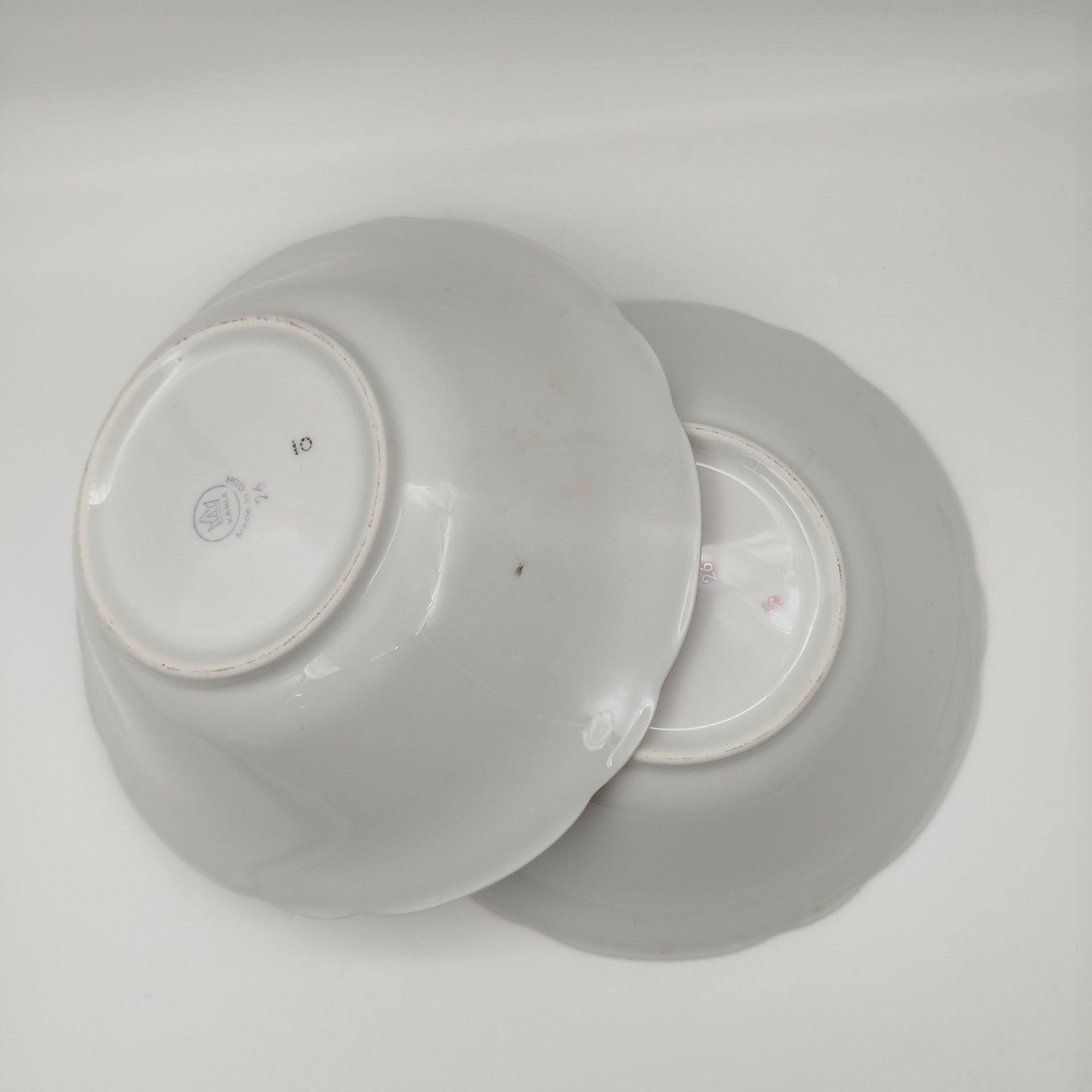 Набор из 2-х салатников "Мадонна", фарфор, деколь, люстр, золочение, Kahla, ГДР, 1960-1980 гг.