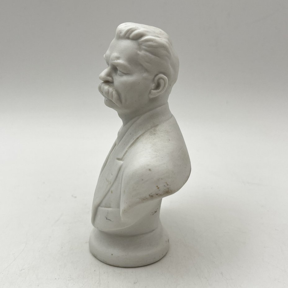 Бюст "Максим Горький", бисквит, Ленинградский фарфоровый завод (ЛФЗ), СССР, 1950-1960 гг.